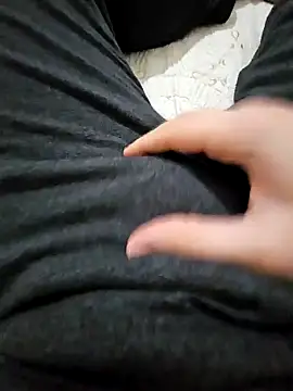 Snapshot of skiciyunis chatting on 01.05.26 skiciyunis online show from 01.05.26