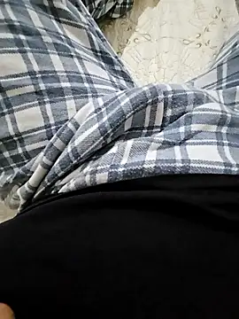 Snapshot of skiciyunis chatting on 02.16.26 skiciyunis online show from 02.16.26