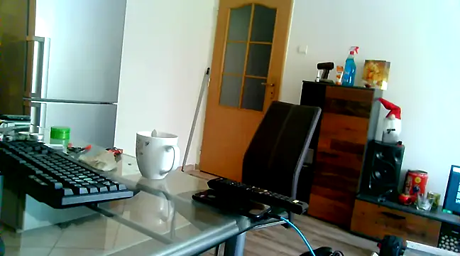 Snapshot of VickyDevilEU chatting on 01.11.25 VickyDevilEU online show from 01.11.25