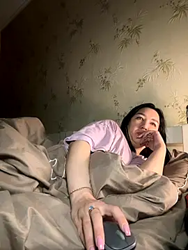 Naughtbaby 2025 online show from 10.25.25