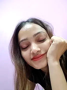 Snapshot of Kavyacute08 chatting on 03.08.25 Kavyacute08 online show from 03.08.25