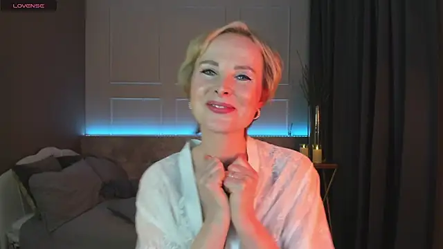 Sandra Kind online show from 03.01.25