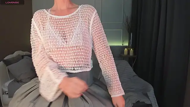 Sandra Kind online show from 03.06.25