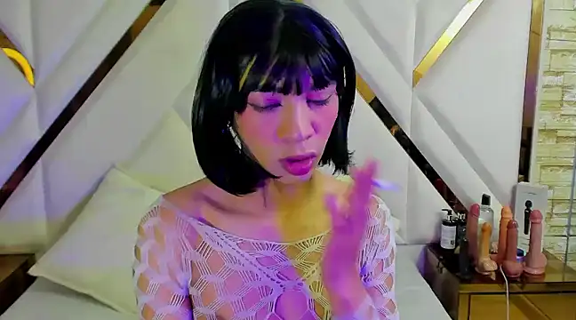 Danny Luxx online show from 03.13.25