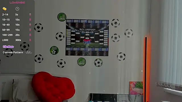 Snapshot of Andrea_tasty chatting on 06.28.26 Andrea tasty online show from 06.28.26