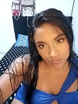 victoria roussee online show from 02.22.25