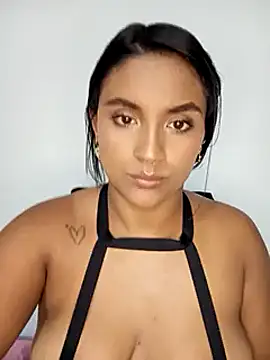 victoria roussee online show from 02.26.25