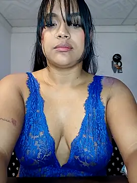 victoria roussee online show from 11.23.25