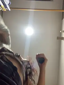 NatashaRex online show from 11.30.25