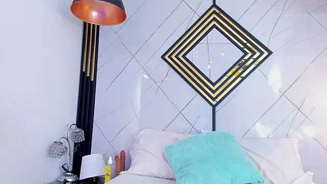 EmilyDiaaz online show from 09.13.25