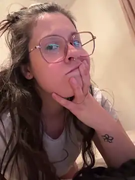 Rosiee69  online show from 03.02.25