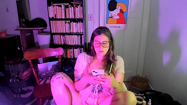 Rosiee69  online show from 09.11.25