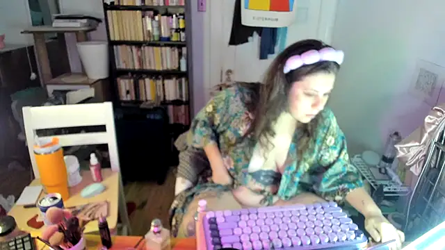 Rosiee69  online show from 11.02.25