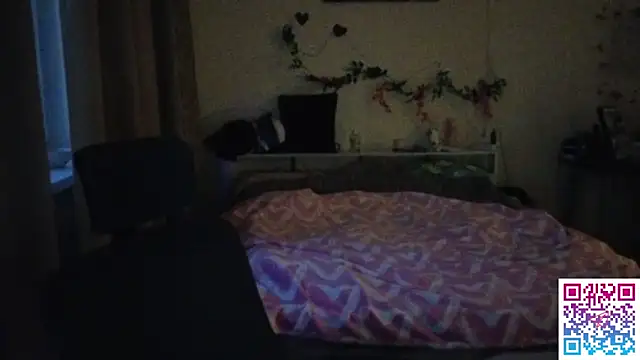 boozekirs  online show from 02.20.26