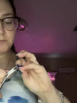 HTXBELLE online show from 03.12.25