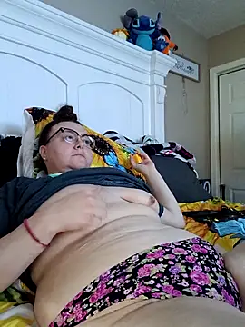 HTXBELLE online show from 09.20.25