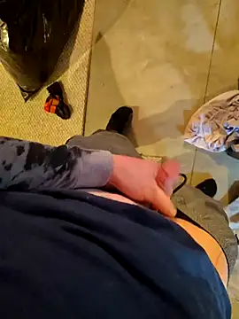 Snapshot of Cummaker69 chatting on 03.02.25 Cummaker69 online show from 03.02.25