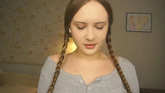 QuennaCoote online show from 02.26.26