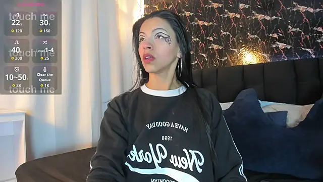 aitana garcia  online show from 10.24.25