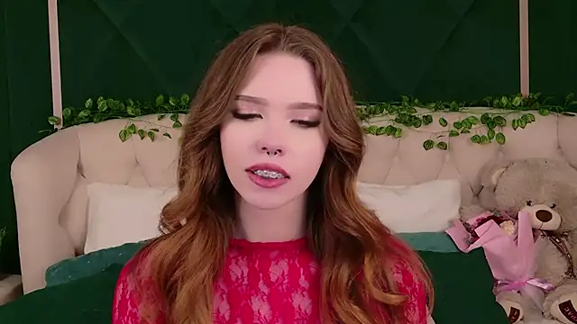 Sierra Fane online show from 03.09.25