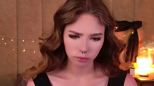 Sierra Fane online show from 09.09.25