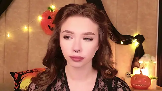 Sierra Fane online show from 10.25.25