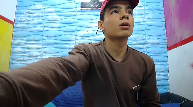 Snapshot of seigfried0 chatting on 03.05.25 seigfried0 online show from 03.05.25