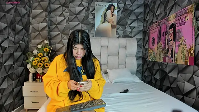 Snapshot of brihana_king chatting on 10.02.25 brihana king online show from 10.02.25