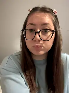 May Alisa online show from 10.05.25