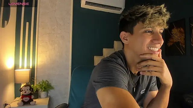 Allex Cano online show from 03.11.25