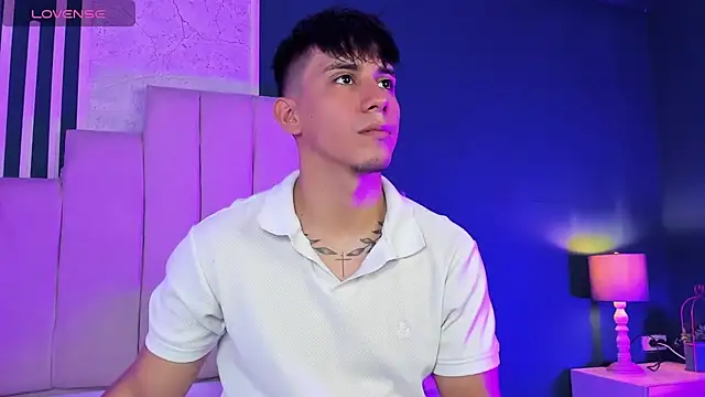 Allex Cano online show from 11.23.25