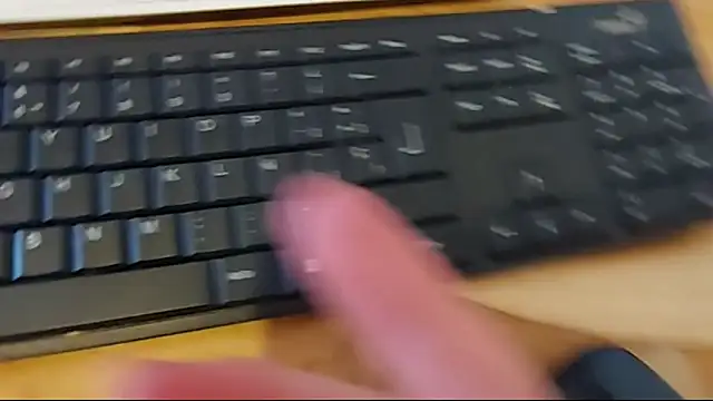 Elise Nyx online show from 11.19.25