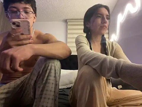 DesireLuxe online show from 02.19.26