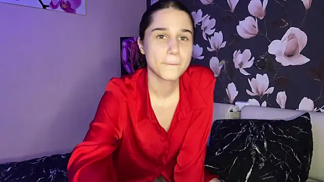 Snapshot of baby_lesi chatting on 05.22.26 baby lesi online show from 05.22.26