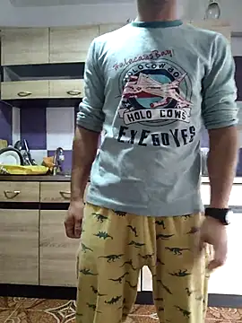 Snapshot of andreiiiii2025 chatting on 03.18.25 andreiiiii2025 online show from 03.18.25