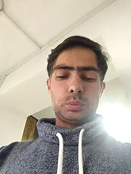 Snapshot of andreiiiii2025 chatting on 10.06.25 andreiiiii2025 online show from 10.06.25