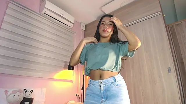 emily sweett24 online show from 09.10.25