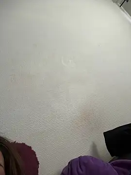 lola  med online show from 02.23.25