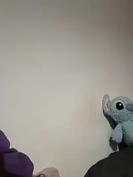 lola  med online show from 02.25.25