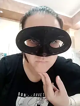 Dolcecurvy online show from 09.17.25