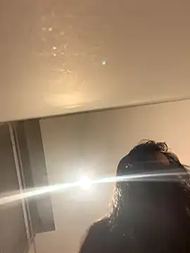 Tyla Ks online show from 11.24.25