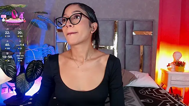 Tyla Ks online show from 12.05.25