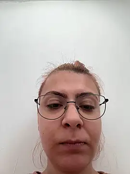 Snapshot of KittieHallo chatting on 02.23.25 KittieHallo online show from 02.23.25