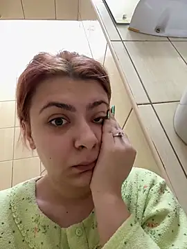 Snapshot of KittieHallo chatting on 02.24.25 KittieHallo online show from 02.24.25