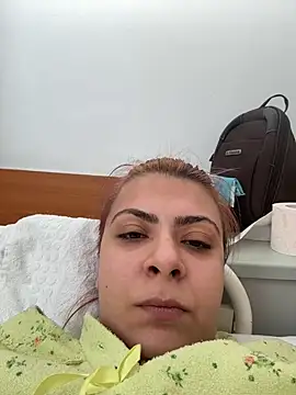 Snapshot of KittieHallo chatting on 02.24.25 KittieHallo online show from 02.24.25