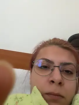 Snapshot of KittieHallo chatting on 02.25.25 KittieHallo online show from 02.25.25