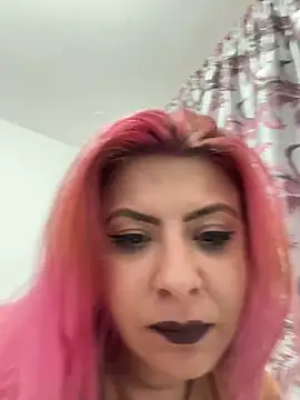 Snapshot of KittieHallo chatting on 03.12.25 KittieHallo online show from 03.12.25