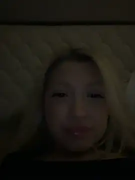 laraaaaaa online show from 03.17.25