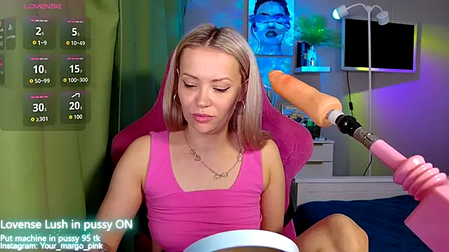 Snapshot of Margony chatting on 10.13.25 Margony online show from 10.13.25