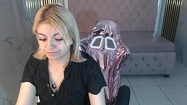 lili conor s online show from 03.20.25